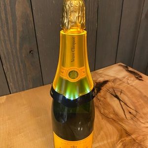 Veuve Clicquot Champagne Bottle Neck Topper